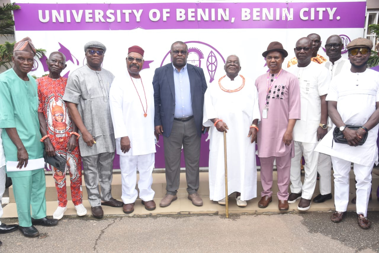UGBOWO COMMUNITY PAYS COURTESY VISIT TO VICE CHANCELLOR